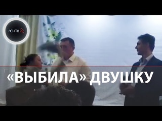 Бросила ботинок в мэра | Жительница Углегорска выбила квартиру