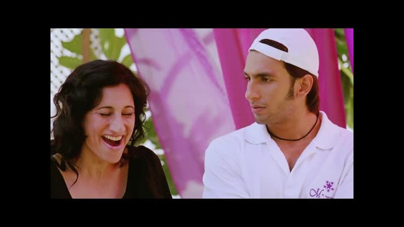 Scene, Milte Hai Market Mein, Band Baaja Baaraat, Ranveer Singh, Anushka Sharma, Maneesh