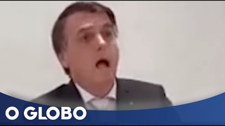 Bolsonaro em 𝐈𝐒𝐎𝐋𝐀𝐌𝐄𝐍𝐓𝐎  -‘“𝐅𝐈𝐐𝐔𝐄 𝐄𝐌 𝐂𝐀𝐒𝐀“ É PARA OS FRACOS