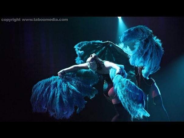 Zoe Jakes of Beats Antique performs with AUBERON at The Massive Spectacular