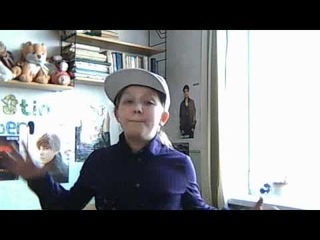 и снова Ксюха, теперь она запела