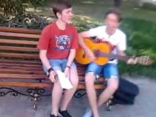 пісня про тих, хто любить євреїв.