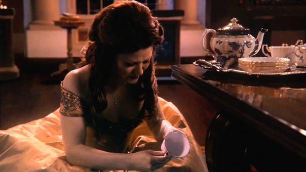 Belle, Lacey