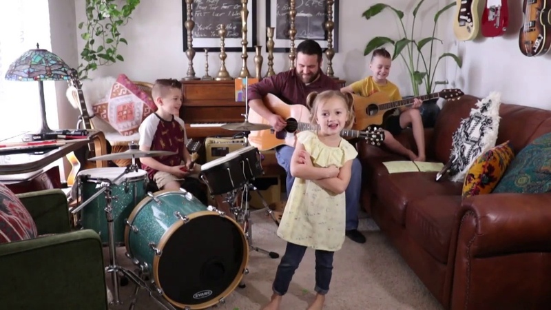 Colt Clark and the Quarantine Kids play Here Comes the