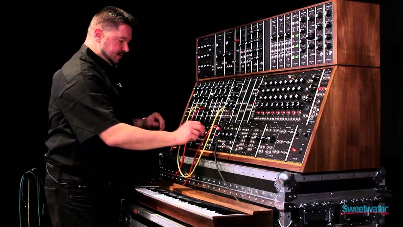 Moog System 55 Modular Synth Demo by Daniel