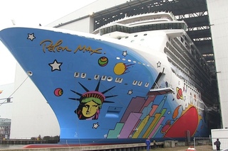 Norwegian Breakaway Float Out / Undocking / Ausdocken