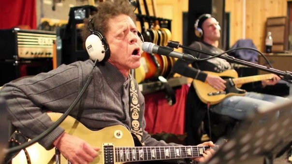 Forever Young feat. Joe Bonamassa, Beth Hart, Blondie Chaplin, Sandi Thom and Doug