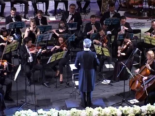Kyiv-Classic Orchestra, Frederic Chopin - Polonaise