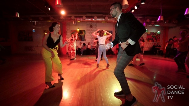 Diego Avendaño Ibarra Katerina Mik at the Birthday of the Ре Sпублика dance club