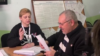 Надеждин на избирательном участке: Ой, а меня почему-то нет. Должен был же быть