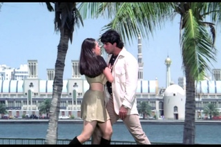 Aawara Pagal Diwana Full Video | Lahu Ke Do Rang (1997) | Akshay Kumar & Karishma Kapoor