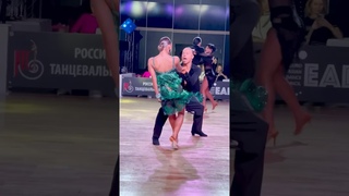 Jive 💃🏼🕺🏼 Professional Latin #shorts