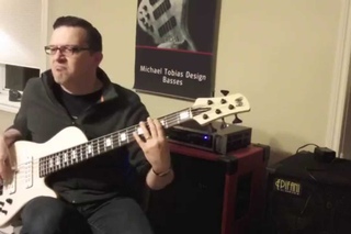 Ultimate Basses - Fodera Emperor II - Holly Top