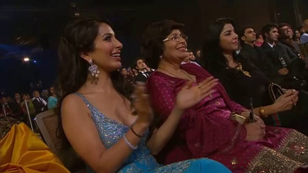 Aishwarya Rais Dance Performance ZCA