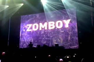 Zomboy выход.