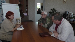 . Момент рабочей встречи представителя МОД РУСЬ ТРИЕДИНАЯ Петра Прокопенко в Севастополе.