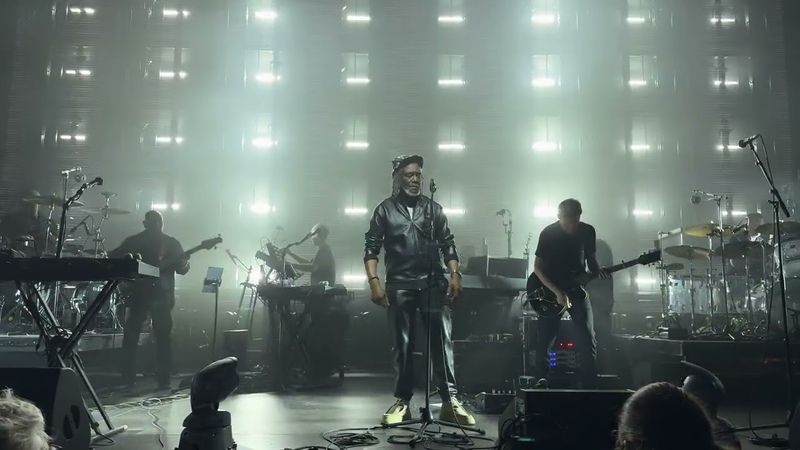 Massive Attack Angel Live