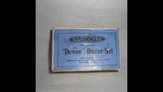 Wardonia Devon NOS 1930s Razor Set W Case and Blades