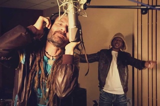 Ras Kuko feat. Brinsley Forde (Aswad) - MAESTROS DEL ROOTS