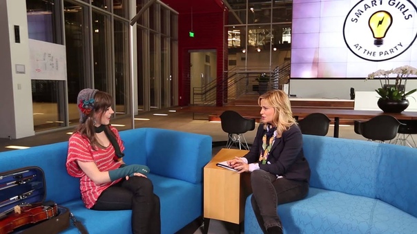 Lindsey Stirling. Smart Girls w, Amy Poehler. Ep.