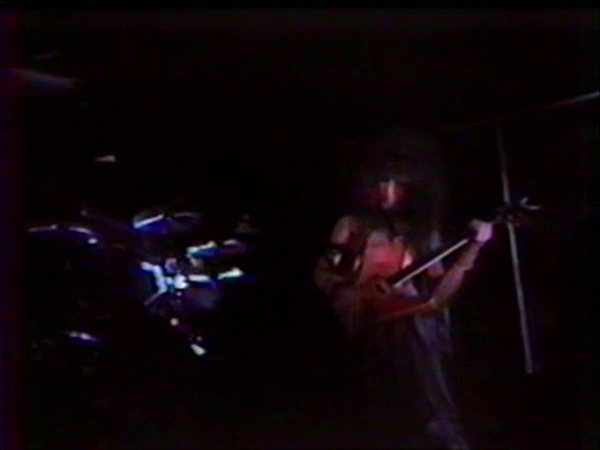 Diamond Darrell 1984 plays Eruption and more