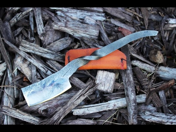 Forging a medieval style straight razor, knife from a leaf