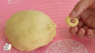 Сырники теперь не делаю. Нашла рецепт проще и вкуснее! Готовлю вкуснятину на завтрак за 5 минут!