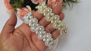 Porta coque trama de pérolas para noivas/damas.
