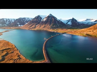 Смотреть можно вечно на огонь, небо и море