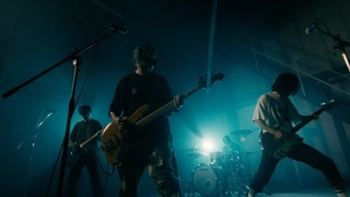 RUNNERS-Hi - DEAD STOCK (Official Video)