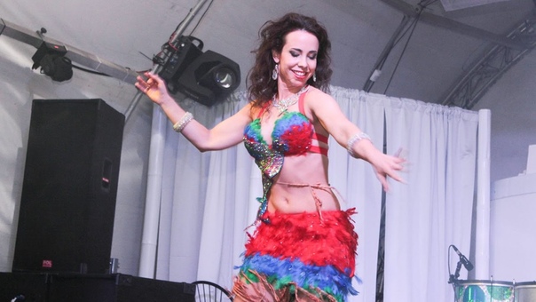 Kasia Wronka Belly Dancer Drum