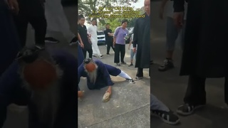 Old Kung Fu Master Smashes Rock  with Iron Fist #shorts #shaolin
