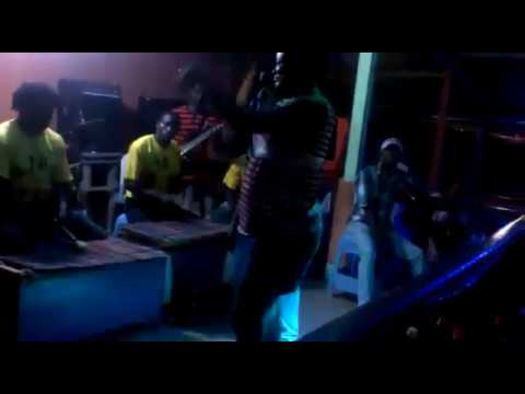 Night Club traditional dance with attrattive
