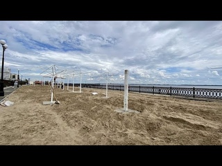 Саратовский новый пляж экстренно готовят к открытию в выходные