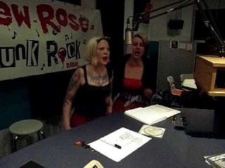 NEW ROSE PunkRockRadio #317 () mit den KAMIKAZE QUEENS (The Song with ’No Name’)