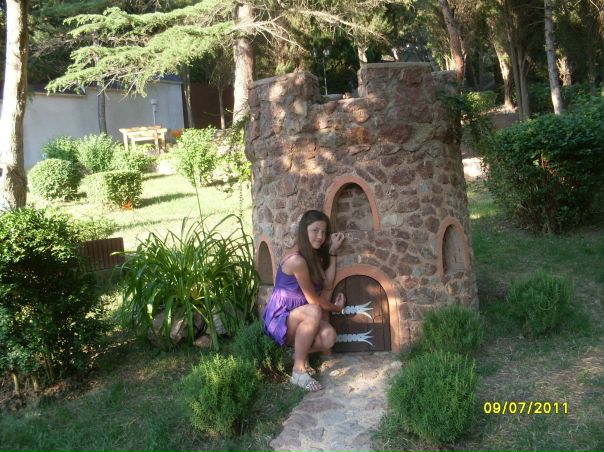 №81, Лера Бобро, Кривой Рог №81, Лера Бобро, Кривой Рог