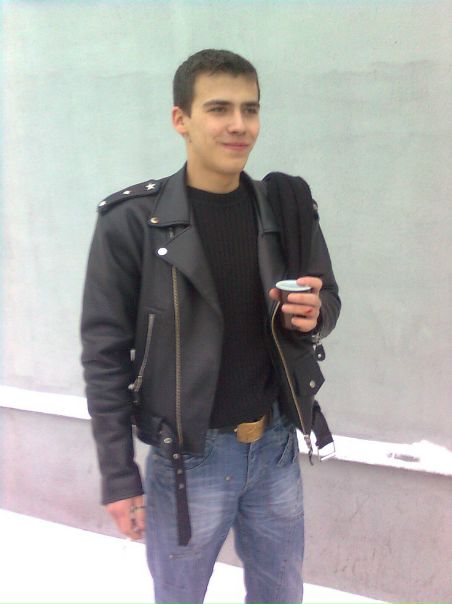 №8, Роман Логинов №8, Роман Логинов