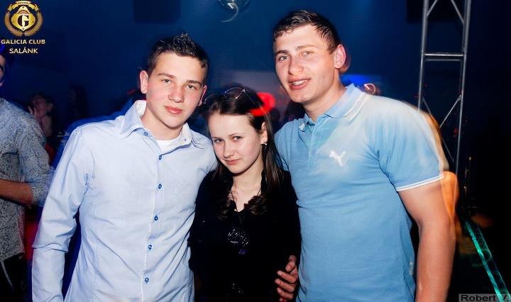 Енріке Устич | London