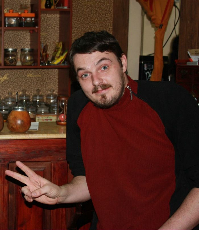 Кирилл Халезин Kirkus | Алматы