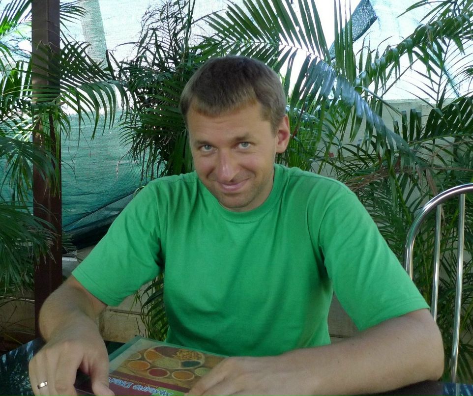 Александр Менжерес Alienatix | Киев