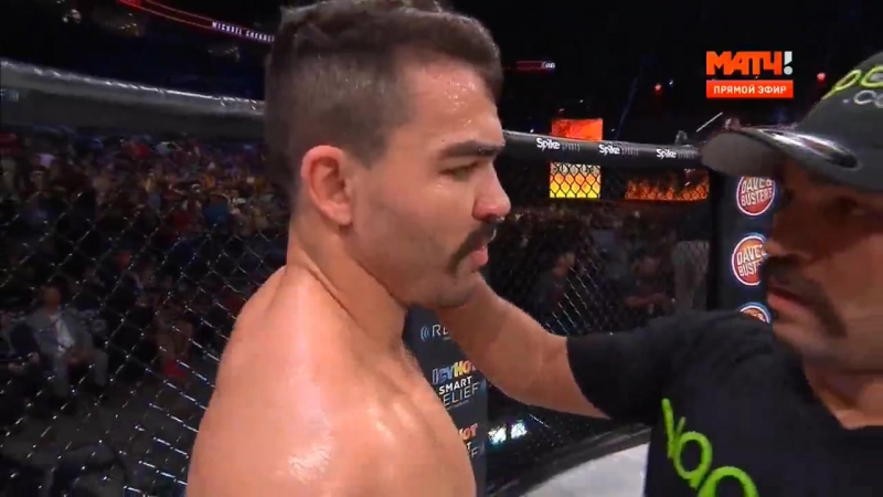 Michael Chandler vs. Patricky Freire KO Bellator 157 Dynamite