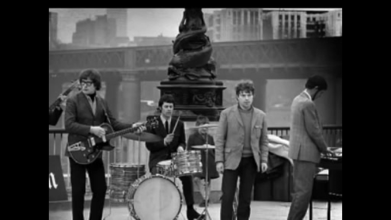 Van Morrison Its all over now (baby blue) 1966 cover of Dylan, s
