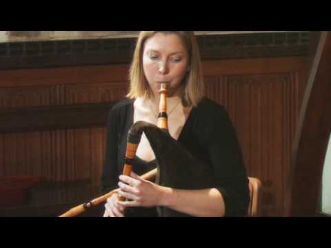 Bagpipes and harp: Anna Rynefors and Erik Ask Upmark