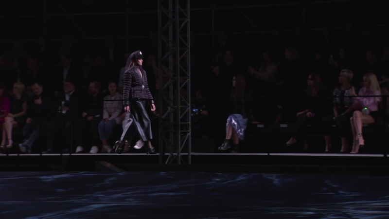 Показ коллекции CHANEL MÉ TIERS D ART PARIS HAMBURG 2017, 18 теперь в