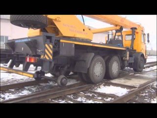 Железнодорожный кран МАШЕКА на комбинированном ходу