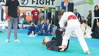 Турнир Fight and Roll Girs_4_05_2019_Gi_дети_опытные 33_Солодкая VS Покровская