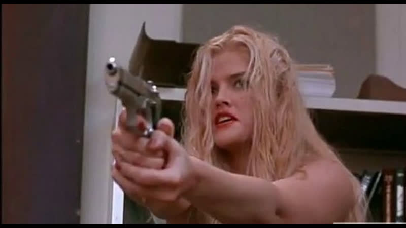 Небоскреб\Skyscraper. US.1996(в ролях: Анна Николь Смит, Ричард Стейнметц, Бранимир Сикатае-боевик, триллер)