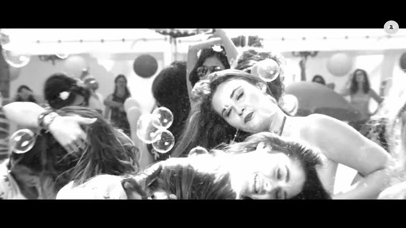 Paani Wala Dance Uncensored Full Video Kuch Kuch Locha Hai Sunny Leone