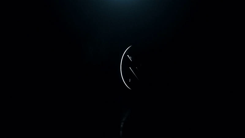 R sound black