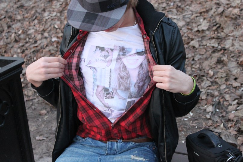 Влад Миняев Mama roBopuT 9l KpacuBblu' xD | Москва